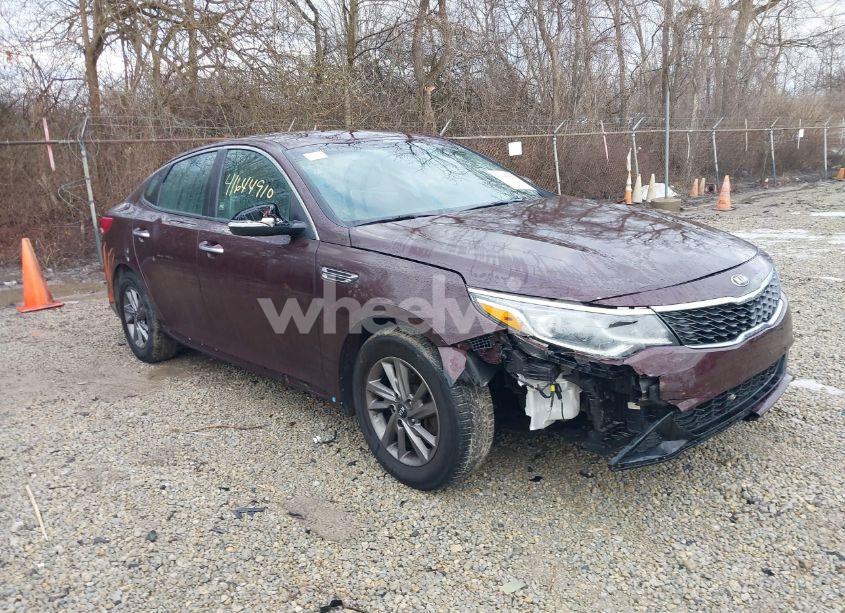 2020 Kia Optima LX (VIN 5XXGT4L33LG383504) main photo