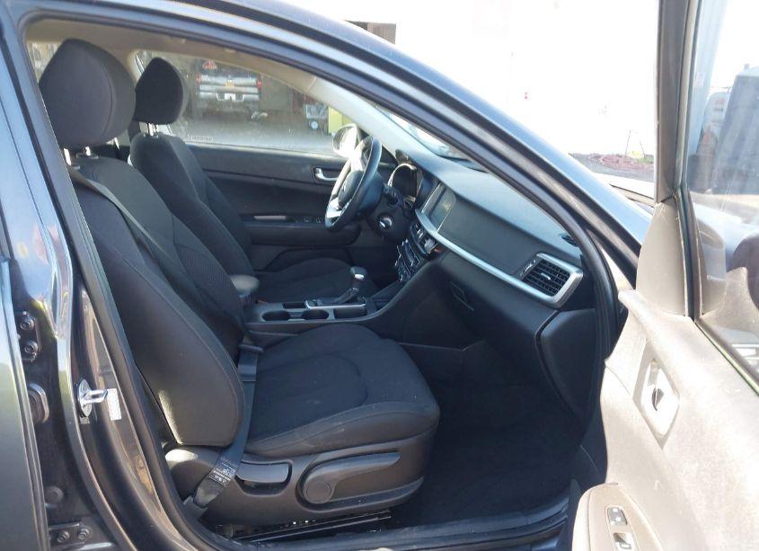 Photo 5 of 2020 Kia Optima LX (VIN 5XXGT4L33LG399167)