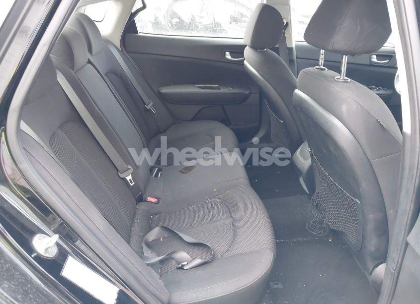 Photo 8 of 2020 Kia Optima LX (VIN 5XXGT4L33LG413665)