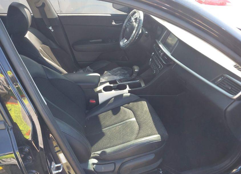Photo 5 of 2020 Kia Optima S (VIN 5XXGT4L33LG416968)