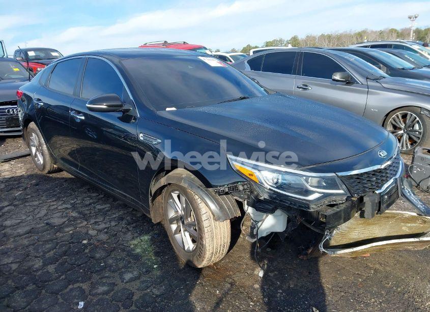 2020 Kia Optima LX (VIN 5XXGT4L33LG431261) main photo