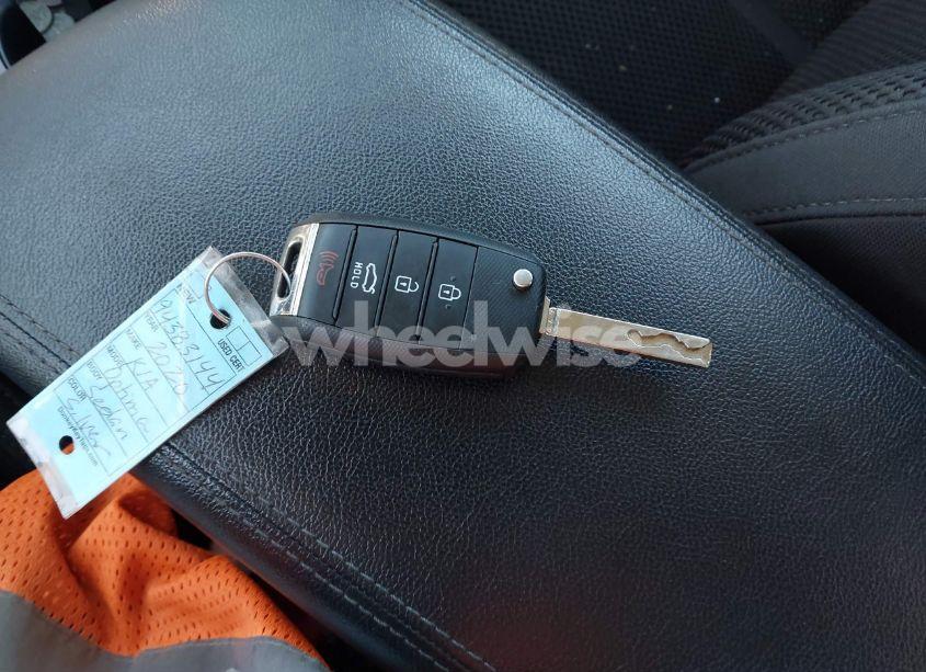 Photo 11 of 2020 Kia Optima LX (VIN 5XXGT4L33LG432037)