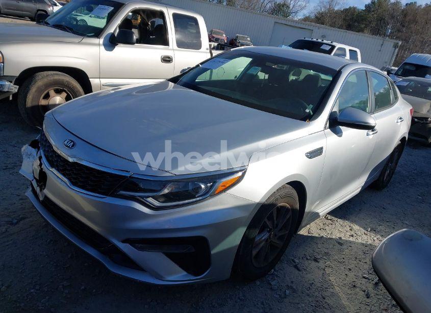 Photo 2 of 2020 Kia Optima LX (VIN 5XXGT4L33LG432037)