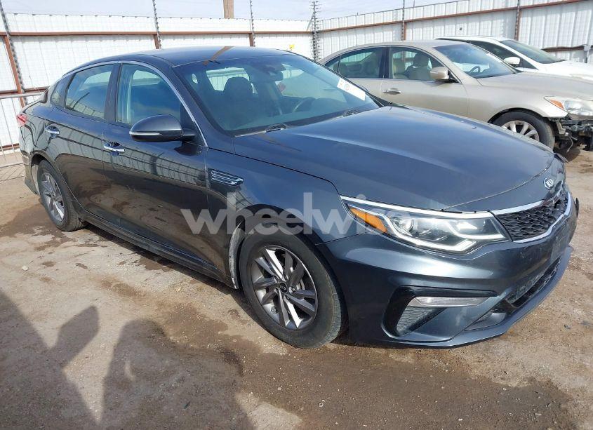 2020 Kia Optima LX (VIN 5XXGT4L33LG436122) main photo