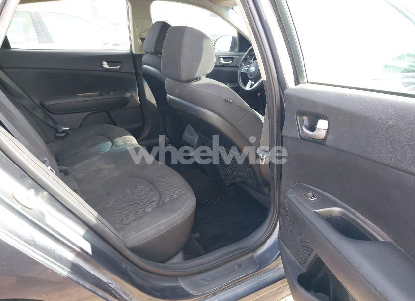 Photo 8 of 2020 Kia Optima LX (VIN 5XXGT4L33LG436122)