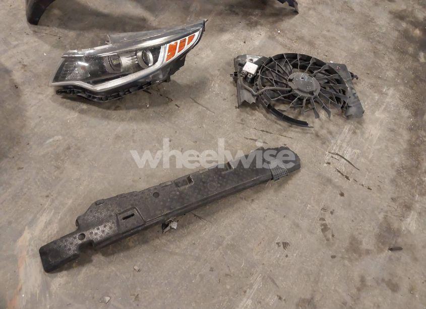 Photo 18 of 2016 Kia Optima LX (VIN 5XXGT4L34GG002569)