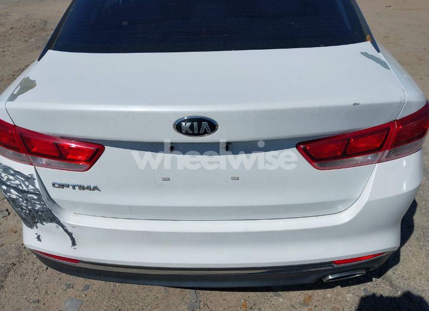 Photo 17 of 2016 Kia Optima LX (VIN 5XXGT4L34GG016620)