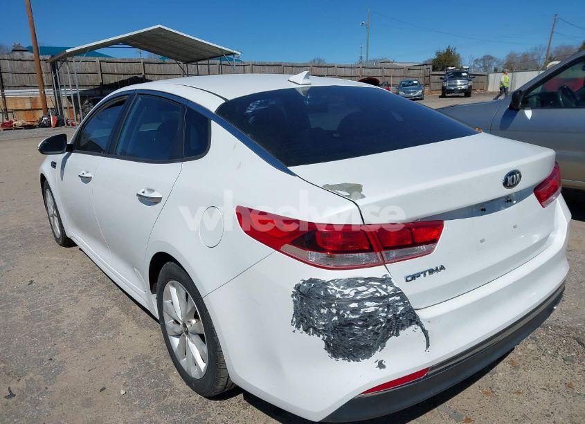 Photo 3 of 2016 Kia Optima LX (VIN 5XXGT4L34GG016620)