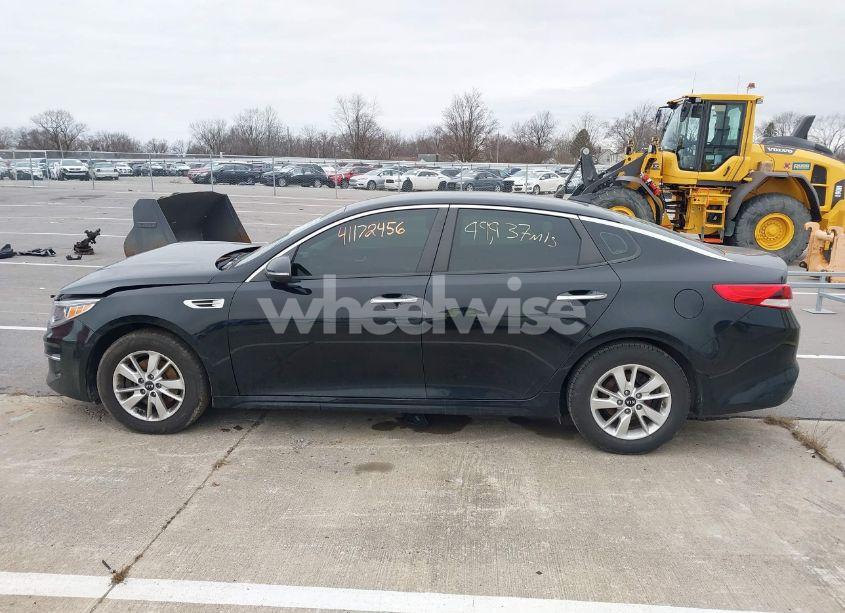 Photo 14 of 2016 Kia Optima LX (VIN 5XXGT4L34GG032123)