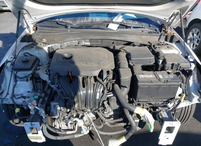 Photo 10 of 2016 Kia Optima LX (VIN 5XXGT4L34GG040920)