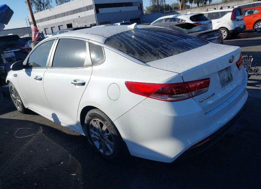 Photo 3 of 2016 Kia Optima LX (VIN 5XXGT4L34GG040920)