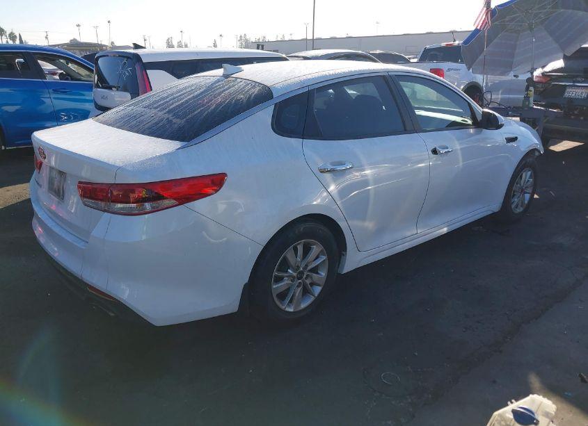 Photo 4 of 2016 Kia Optima LX (VIN 5XXGT4L34GG040920)
