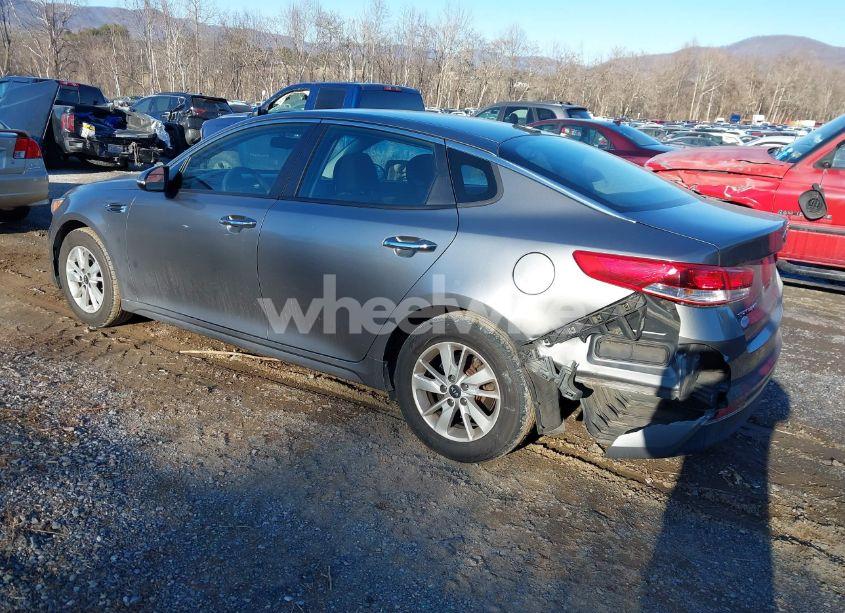 Photo 3 of 2016 Kia Optima LX (VIN 5XXGT4L34GG089664)