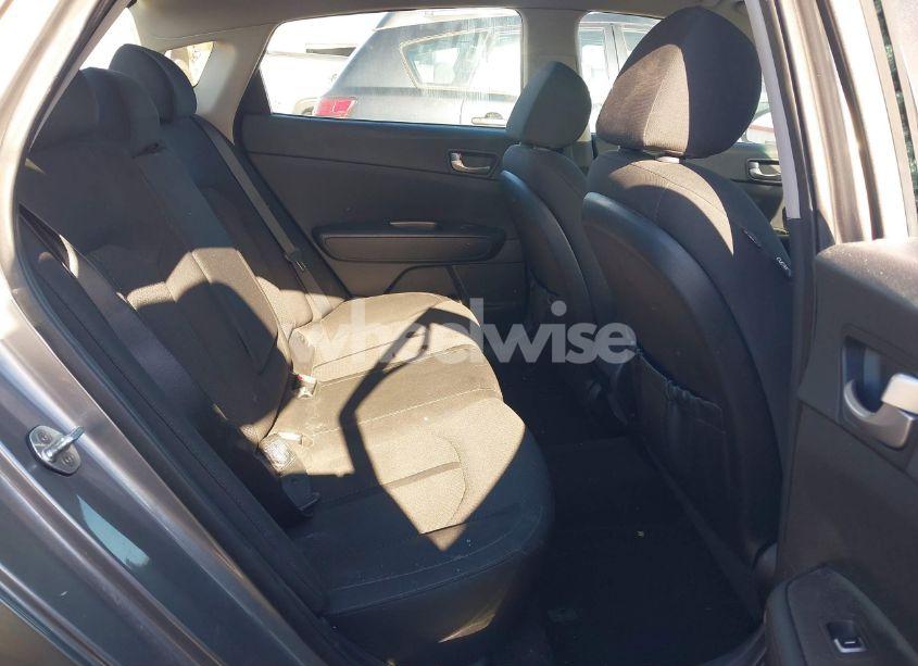 Photo 8 of 2016 Kia Optima LX (VIN 5XXGT4L34GG098140)