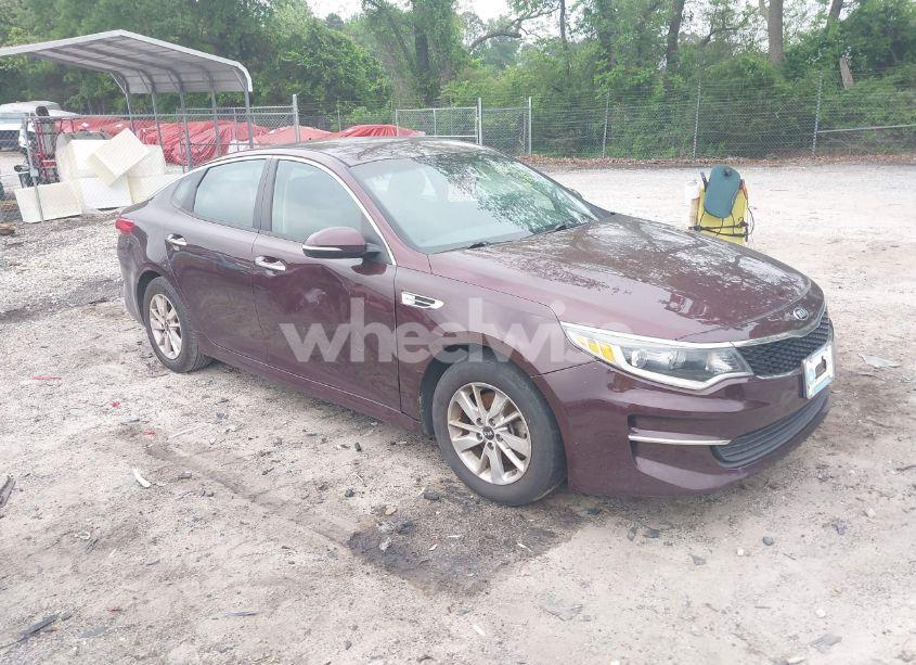 2016 Kia Optima LX (VIN 5XXGT4L34GG104955) main photo