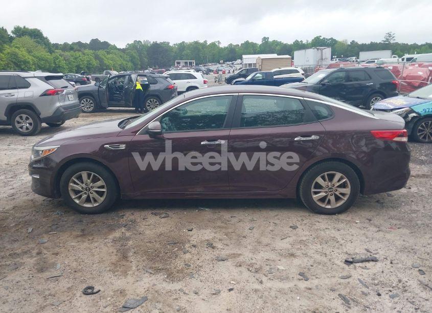 Photo 14 of 2016 Kia Optima LX (VIN 5XXGT4L34GG104955)