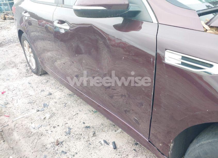 Photo 6 of 2016 Kia Optima LX (VIN 5XXGT4L34GG104955)