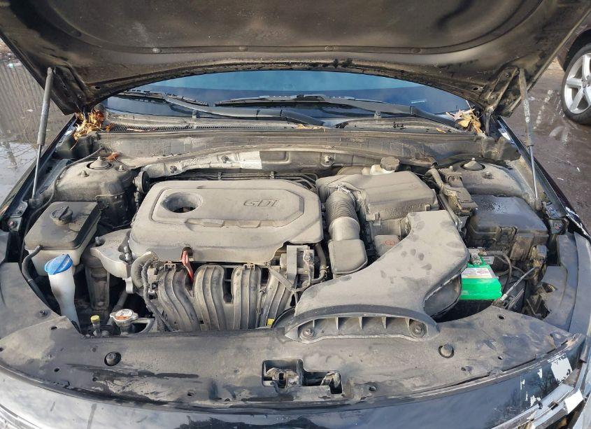 Photo 10 of 2016 Kia Optima LX (VIN 5XXGT4L34GG111646)