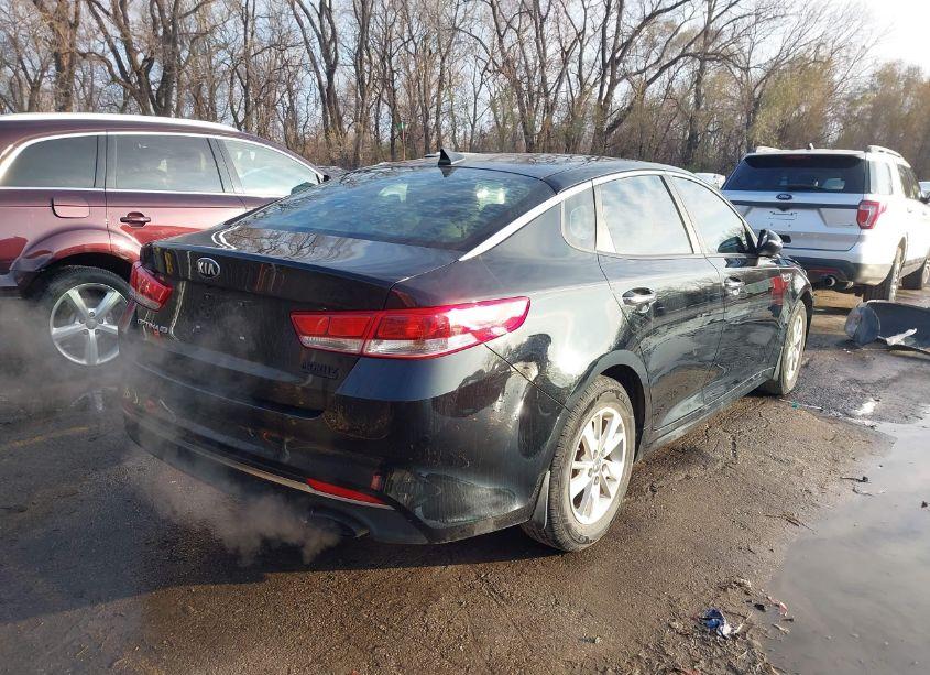 Photo 4 of 2016 Kia Optima LX (VIN 5XXGT4L34GG111646)