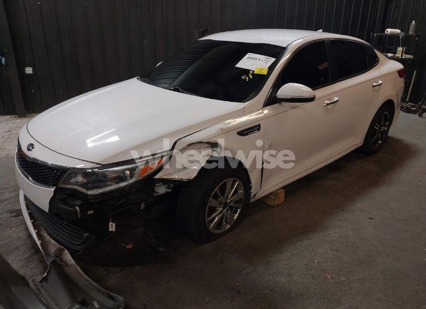 Photo 2 of 2016 Kia Optima LX (VIN 5XXGT4L34GG114823)