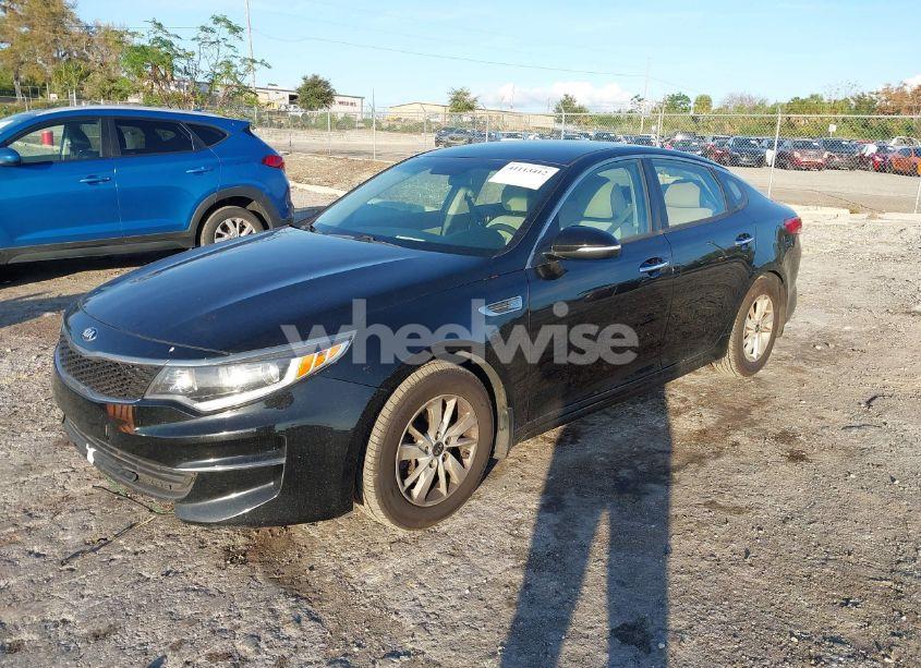 Photo 2 of 2016 Kia Optima LX (VIN 5XXGT4L34GG117107)