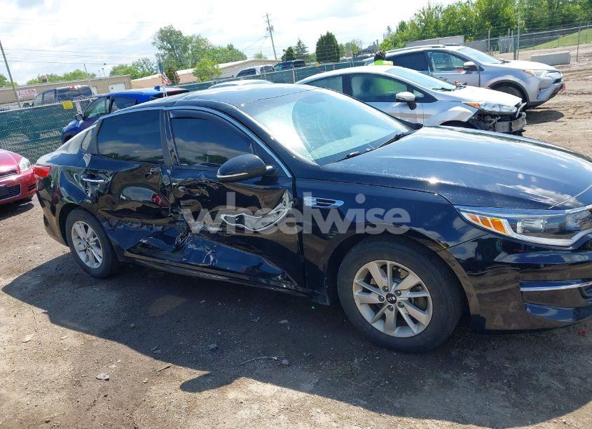 Photo 13 of 2017 Kia Optima LX (VIN 5XXGT4L34HG127380)