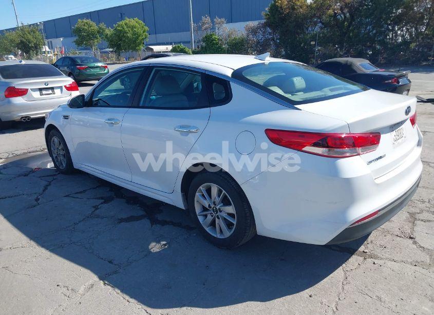 Photo 3 of 2017 Kia Optima LX (VIN 5XXGT4L34HG128304)