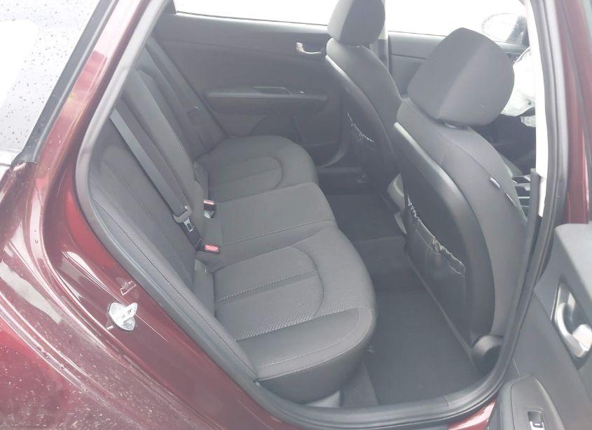 Photo 8 of 2017 Kia Optima LX (VIN 5XXGT4L34HG131025)