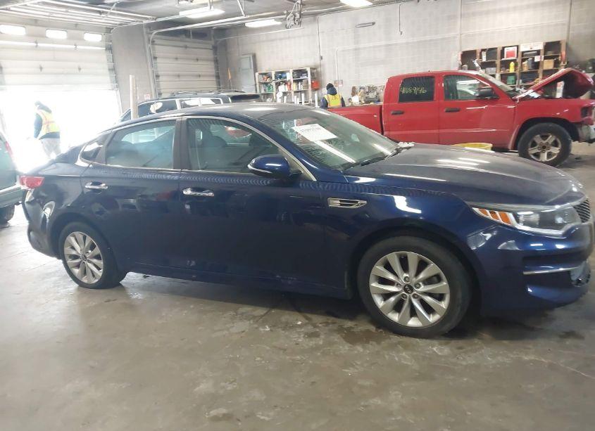 Photo 13 of 2017 Kia Optima LX (VIN 5XXGT4L34HG146706)