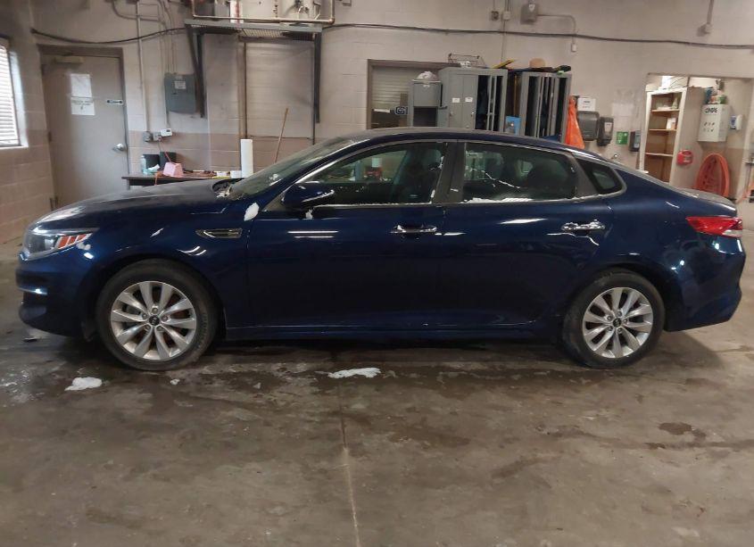 Photo 14 of 2017 Kia Optima LX (VIN 5XXGT4L34HG146706)