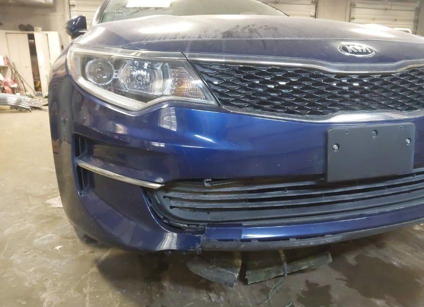 Photo 6 of 2017 Kia Optima LX (VIN 5XXGT4L34HG146706)