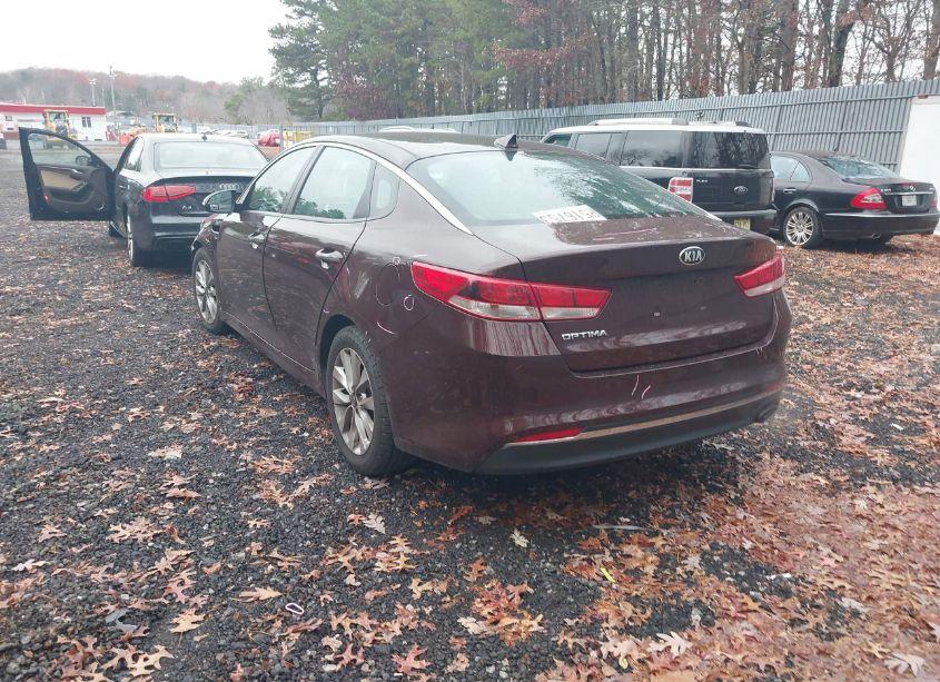 Photo 3 of 2017 Kia Optima LX (VIN 5XXGT4L34HG162064)