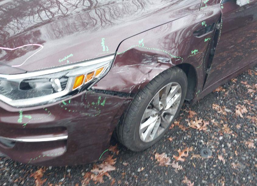 Photo 6 of 2017 Kia Optima LX (VIN 5XXGT4L34HG162064)