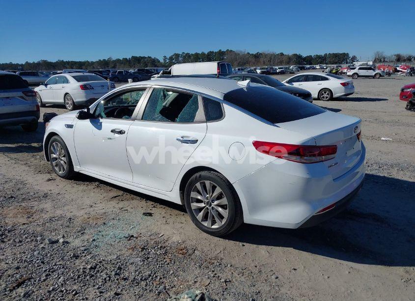 Photo 3 of 2017 Kia Optima LX (VIN 5XXGT4L34HG171265)