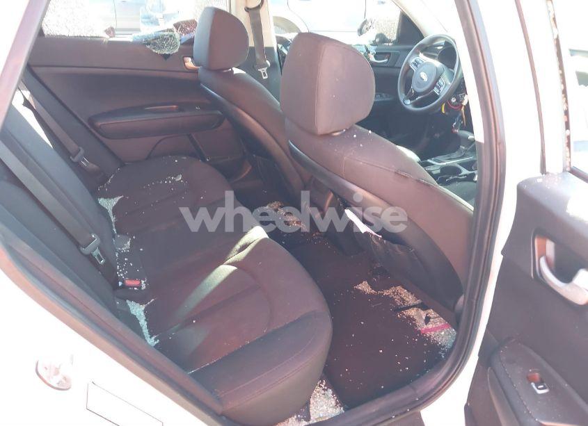 Photo 8 of 2017 Kia Optima LX (VIN 5XXGT4L34HG171265)