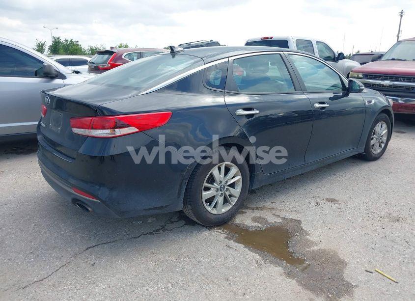 Photo 4 of 2018 Kia Optima LX (VIN 5XXGT4L34JG183535)