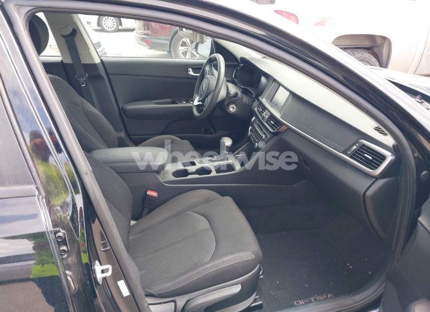 Photo 5 of 2018 Kia Optima LX (VIN 5XXGT4L34JG183535)