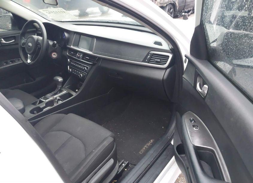 Photo 5 of 2018 Kia Optima LX (VIN 5XXGT4L34JG187794)