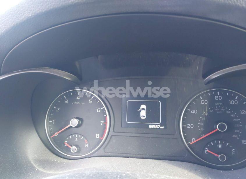 Photo 15 of 2018 Kia Optima LX (VIN 5XXGT4L34JG208756)