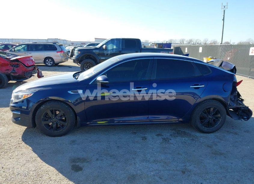 Photo 14 of 2018 Kia Optima LX (VIN 5XXGT4L34JG216999)