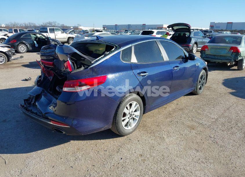 Photo 4 of 2018 Kia Optima LX (VIN 5XXGT4L34JG216999)