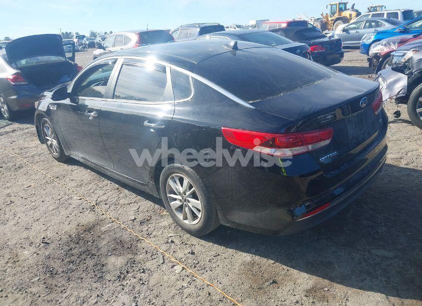 Photo 3 of 2018 Kia Optima LX (VIN 5XXGT4L34JG219143)