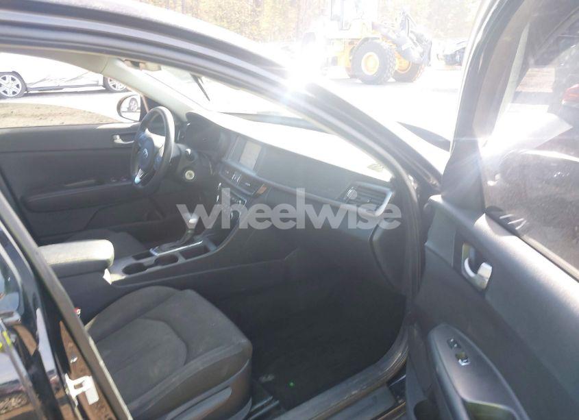 Photo 5 of 2018 Kia Optima LX (VIN 5XXGT4L34JG219143)