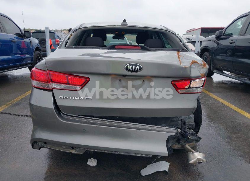 Photo 18 of 2018 Kia Optima LX (VIN 5XXGT4L34JG228375)