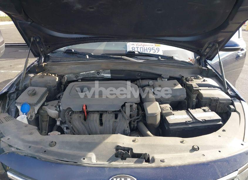 Photo 10 of 2018 Kia Optima S (VIN 5XXGT4L34JG249369)