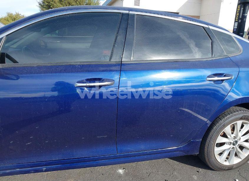 Photo 14 of 2018 Kia Optima S (VIN 5XXGT4L34JG249369)