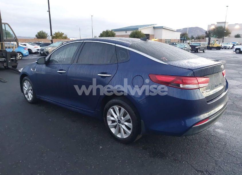 Photo 3 of 2018 Kia Optima S (VIN 5XXGT4L34JG249369)