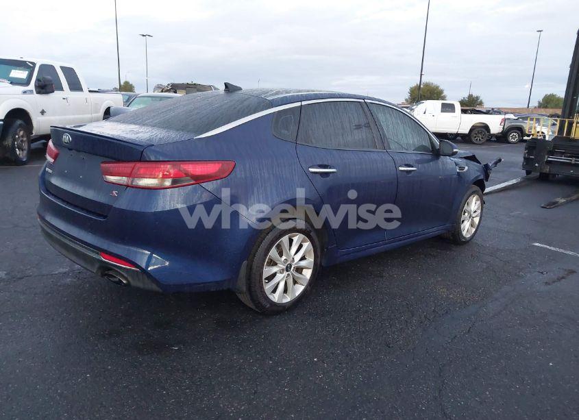 Photo 4 of 2018 Kia Optima S (VIN 5XXGT4L34JG249369)