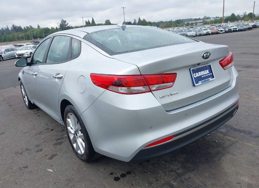 Photo 3 of 2018 Kia Optima LX (VIN 5XXGT4L34JG251364)