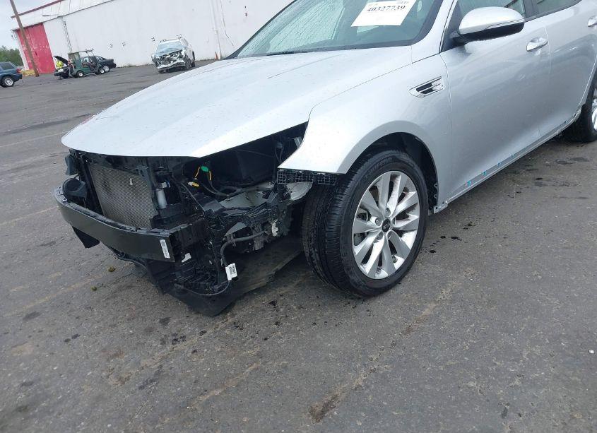 Photo 6 of 2018 Kia Optima LX (VIN 5XXGT4L34JG251364)